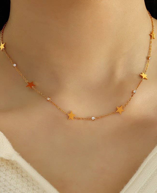 18K STAINLESS STEEL TARNISH FREE STAR NECKLACE | 40NK9513: GOLD